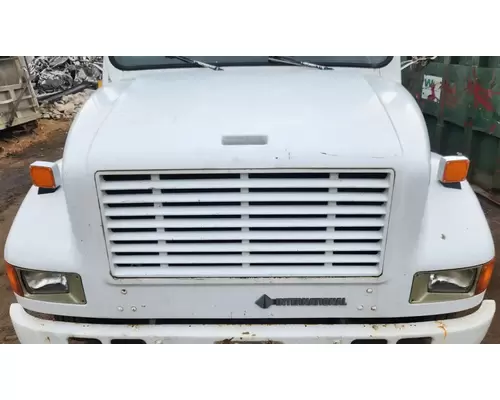 International 4600 Hood