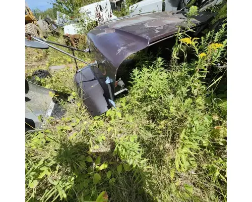 International 4600 Hood