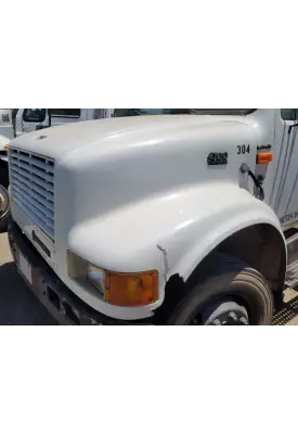 International 4700 LP Hood