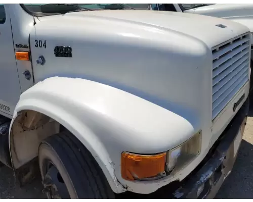 International 4700 LP Hood