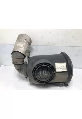 International 4700 Air Cleaner