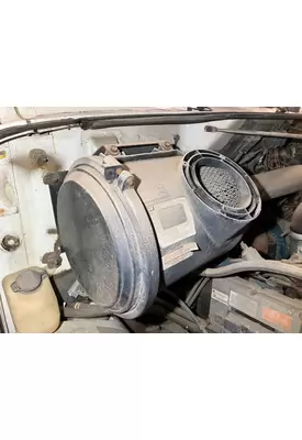 International 4700 Air Cleaner