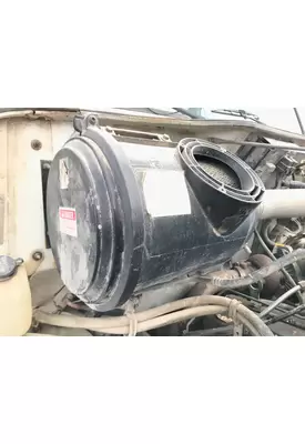 International 4700 Air Cleaner