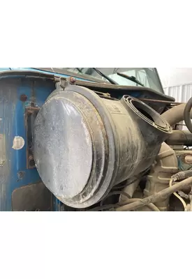 International 4700 Air Cleaner