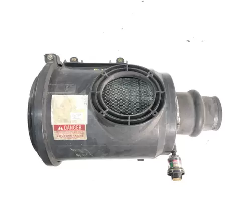 International 4700 Air Cleaner