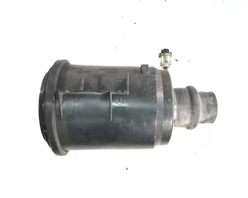 International 4700 Air Cleaner