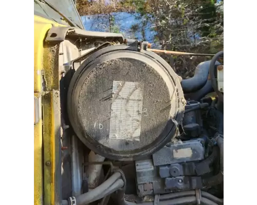 International 4700 Air Cleaner