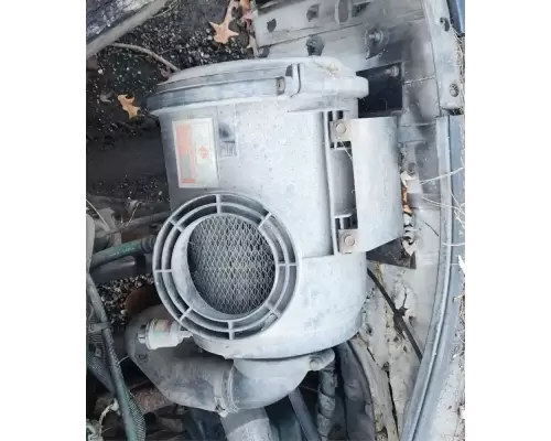 International 4700 Air Cleaner