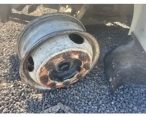 International 4700 Axle Assembly, Front (Steer)