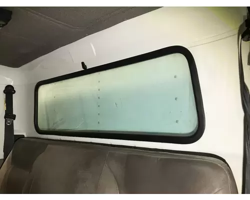 International 4700 Back Glass