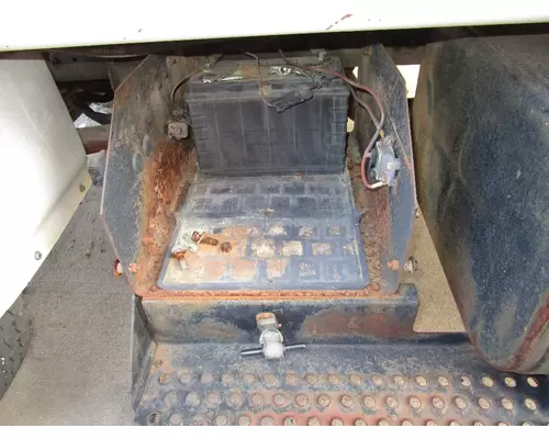 Battery Box INTERNATIONAL 4700 Tim Jordan's Truck Parts, Inc.
