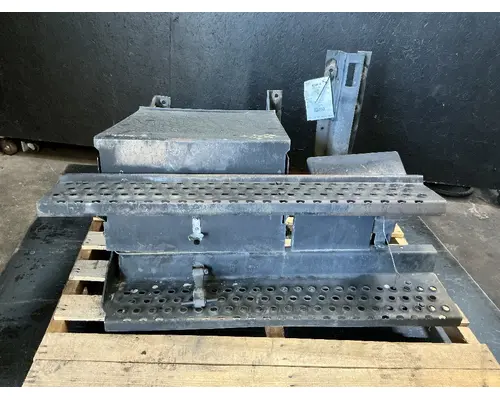 Battery Box INTERNATIONAL 4700 Geco - Fresno