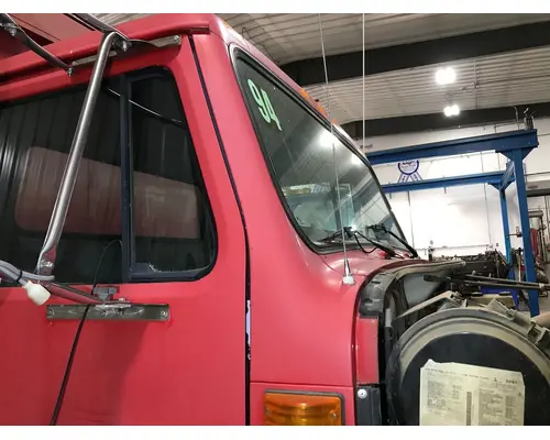 International 4700 Body, Misc. Parts