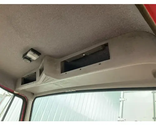 International 4700 Body, Misc. Parts