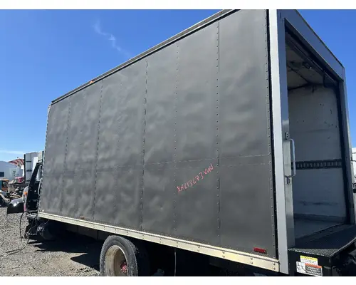 Body / Bed INTERNATIONAL 4700 Hagerman Inc.