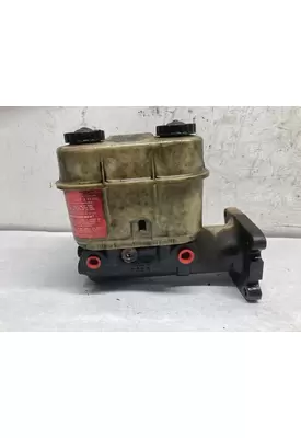 International 4700 Brake Master Cylinder