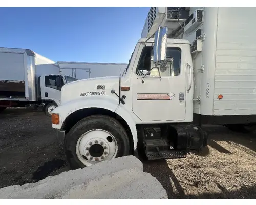 Cab INTERNATIONAL 4700 DTI Trucks