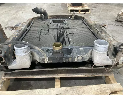 International 4700 Cooling Assembly. (Rad., Cond., ATAAC)