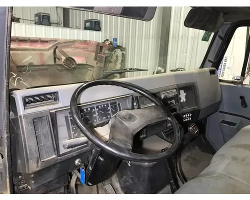 International 4700 Dash Assembly