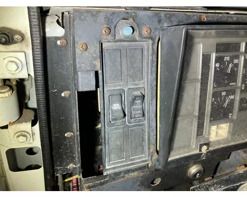 International 4700 Dash Assembly