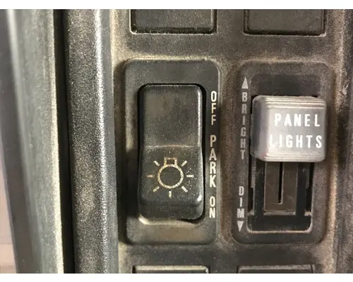 International 4700 Dash Assembly