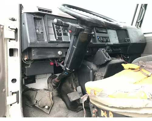 International 4700 Dash Assembly