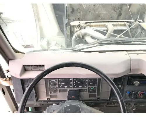 International 4700 Dash Assembly