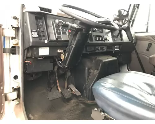 International 4700 Dash Assembly