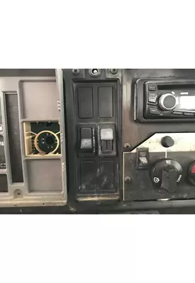 International 4700 Dash Assembly