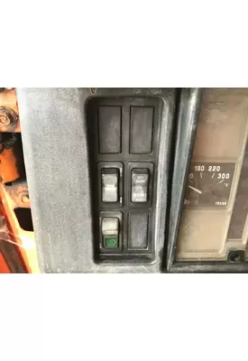 International 4700 Dash Assembly