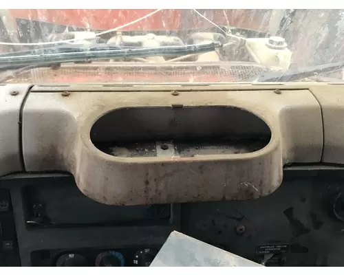 International 4700 Dash Assembly