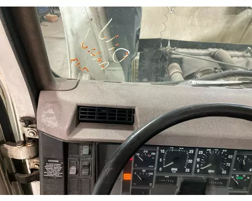 International 4700 Dash Assembly