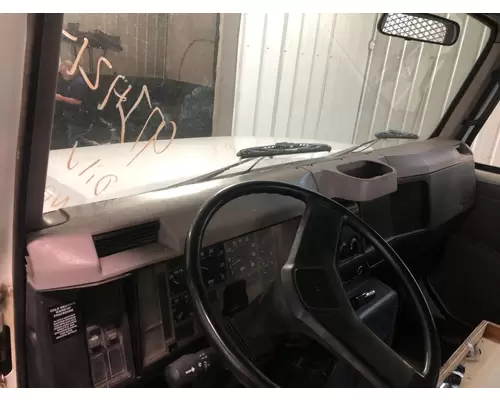 International 4700 Dash Assembly