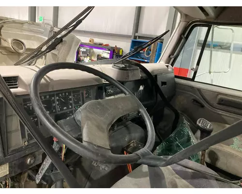 International 4700 Dash Assembly