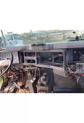 International 4700 Dash Assembly