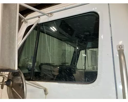 International 4700 Door Glass, Front