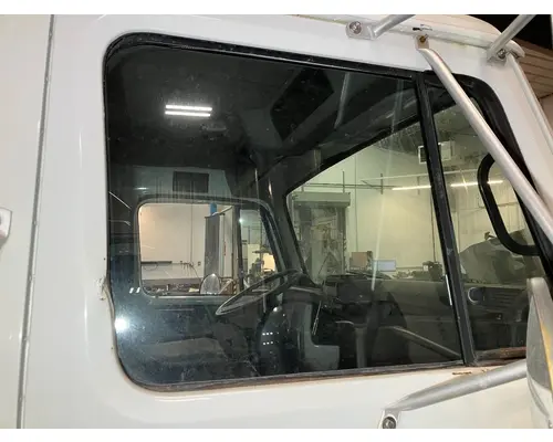 International 4700 Door Glass, Front