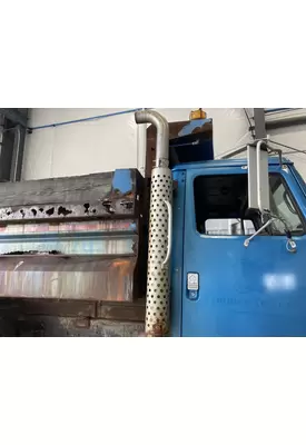 International 4700 Exhaust Assembly