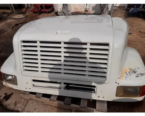 Hood INTERNATIONAL 4700 Jackson's Diesel Service