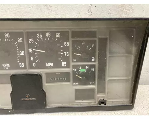 International 4700 Instrument Cluster