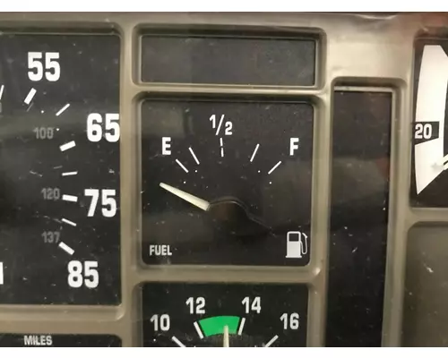 International 4700 Instrument Cluster