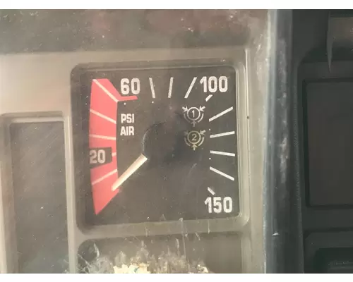 International 4700 Instrument Cluster