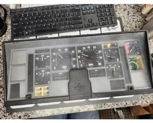 International 4700 Instrument Cluster