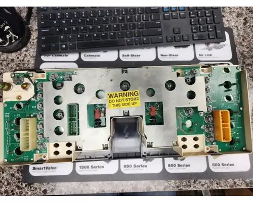 International 4700 Instrument Cluster