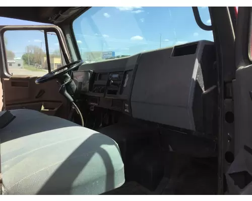 International 4700 Parts Unit