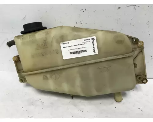 International 4700 Radiator Overflow Bottle  Surge Tank