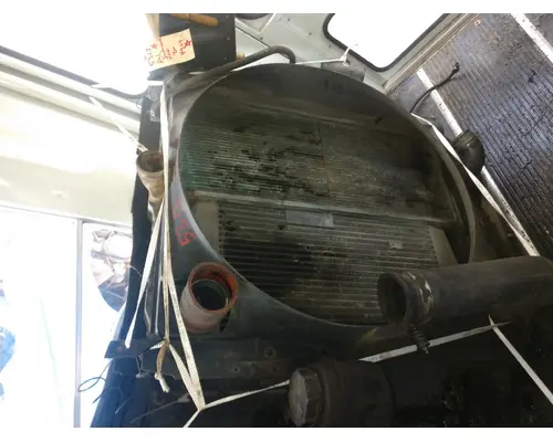 Radiator INTERNATIONAL 4700 Crest Truck Parts