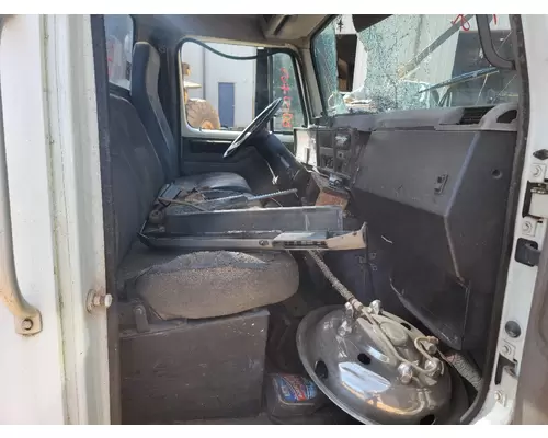 Seat, Front INTERNATIONAL 4700 Crest Truck Parts