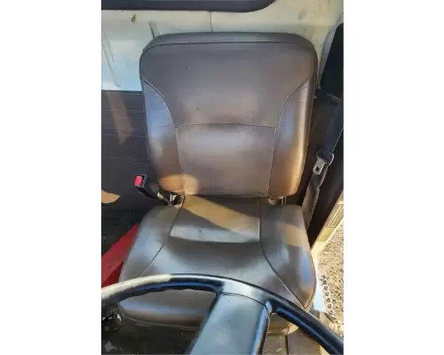 International 4700 Seat, Front