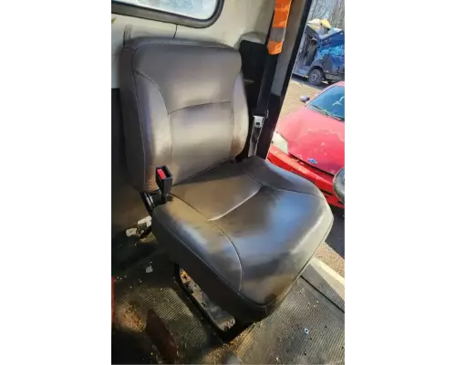 International 4700 Seat, Front